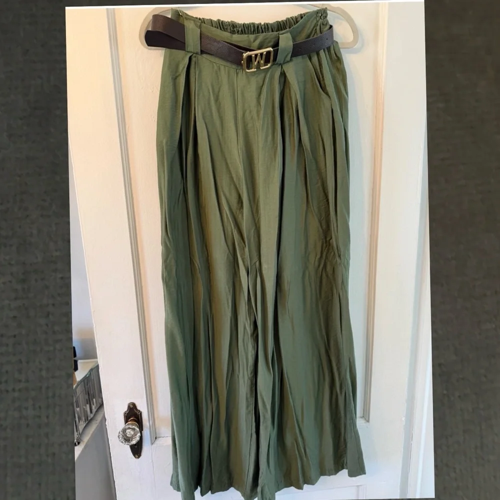 Milano, Ettan Taylor Wide Leg Pleated Palazzo Pants - Green - Picture 2 of 8